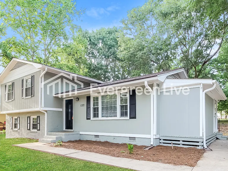 127 Ashdown Dr — Photo 15