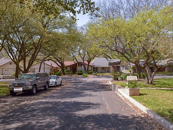 4th image of 10903 Whisper Hollow St