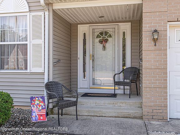 5th image of 278 Jamaica Boulevard