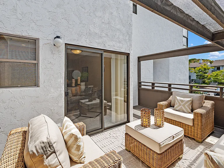8746 Villa La Jolla Dr #53 — Photo 10