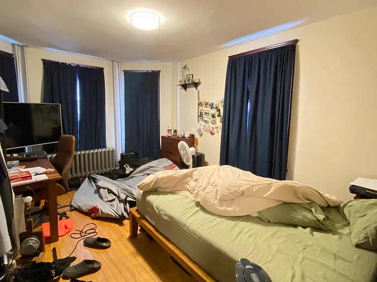 Bedroom 1 - Front