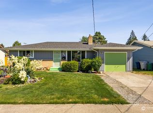 3640 NE 10th St, Renton, WA 98056