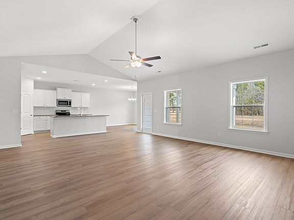 2nd image of 609 Bay St. Lot 2