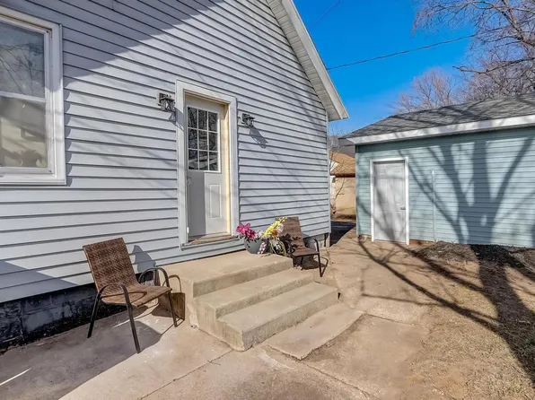 416 East Carroll Street, Portage, WI 53901