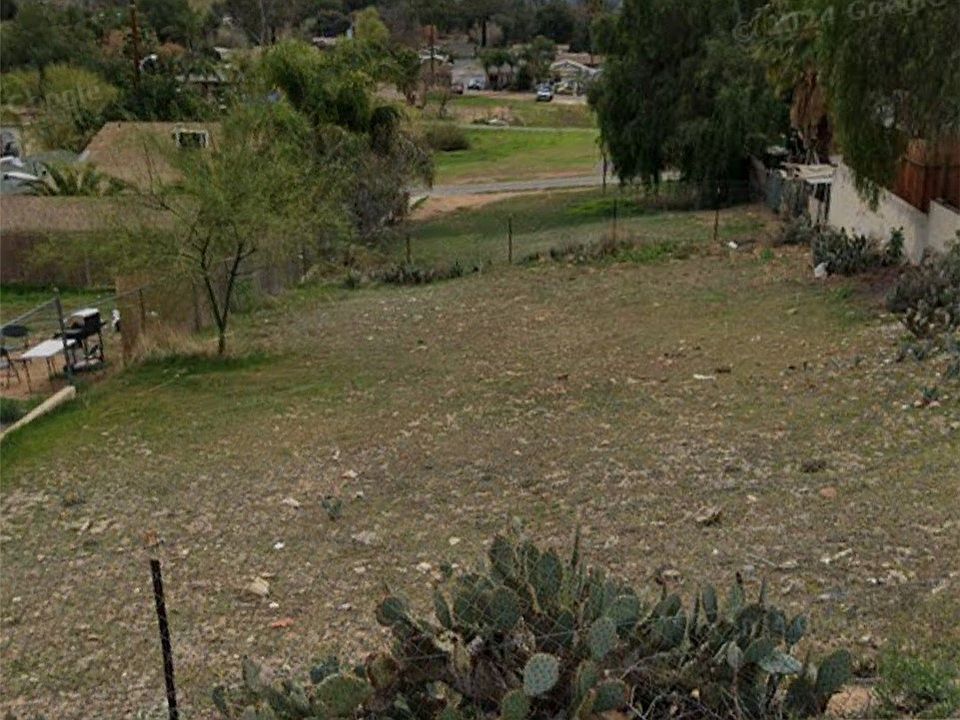 1st image of 23885 Lucas Dr
