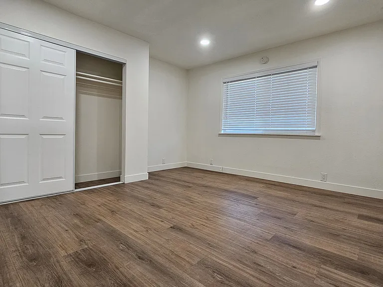 2522 Orange Ave #E — Photo 9