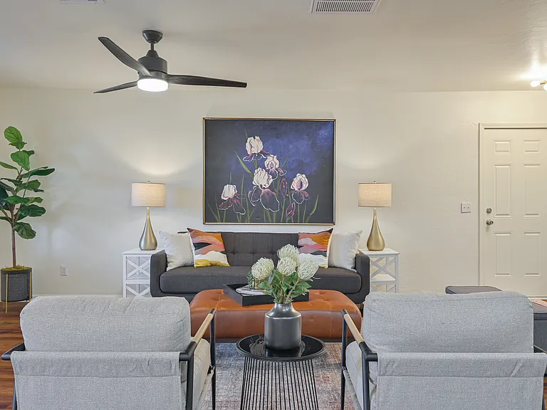 4330 Granger Ave — Photo 12