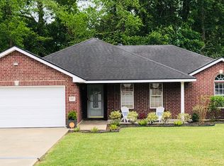 1065 W Chance Rd, Lumberton, TX 77657