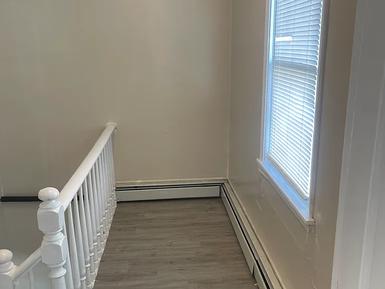 30 Pekin St — Photo 3