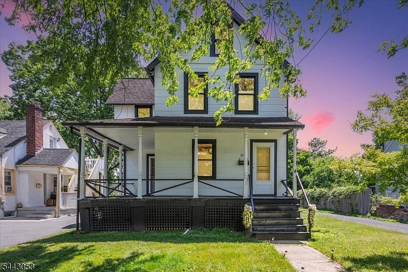1st image of 247 Jefferson Ave