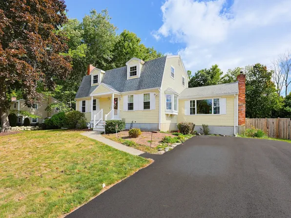 88 Darren Dr, Brockton, MA 02301