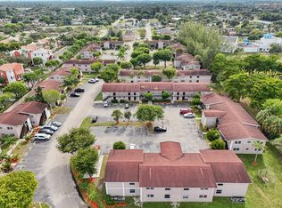 El Jardin, Hollywood, FL 33024