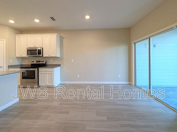 4th image of 383 Boracay Cir
