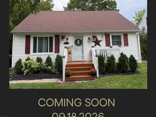 3216 Young Ave, Lansing, MI 48906
