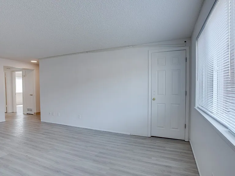 VILLAGE VICTORIAN APARTMENTS - YOUR HOME IS HERE! - UP TO 4 WEEKS FREE! — Photo 23