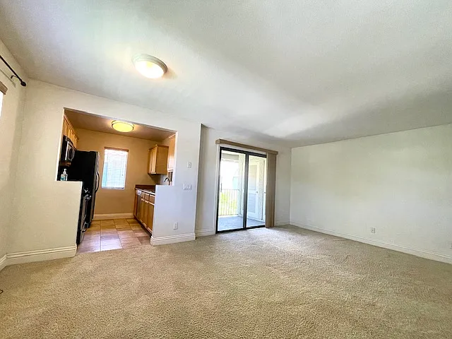 2 bed, 808 sqft, $2,849 — Photo 3