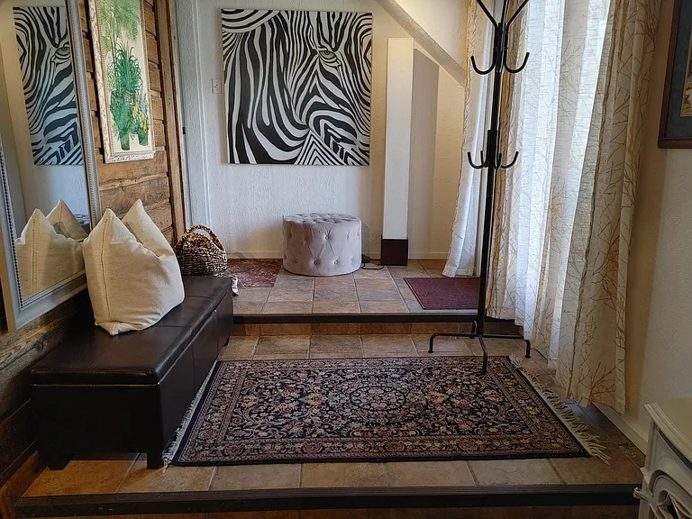 455 Delaware Dr — Photo 35