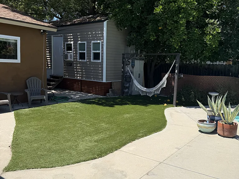 22107 Elkwood St — Photo 8