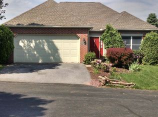 6 Kitszell Dr, Carlisle, PA 17015
