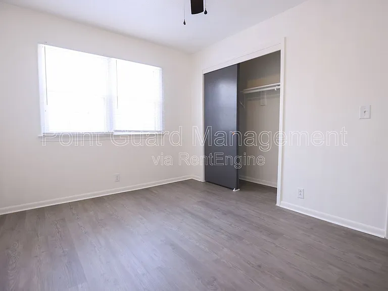 2922 N 54th St — Photo 32