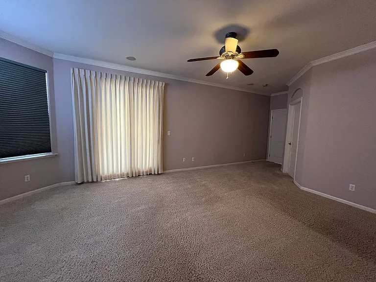 2456 E Marquise Ct — Photo 16