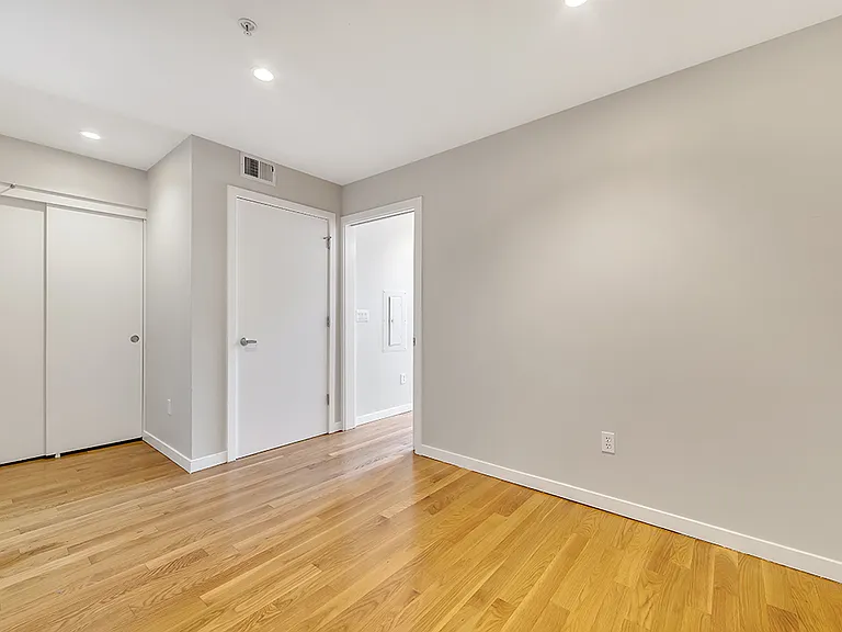 350 N 2nd St #137 — Photo 10