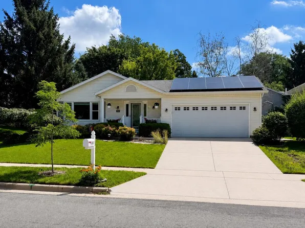 2801 Tucson Trl, Madison, WI 53719