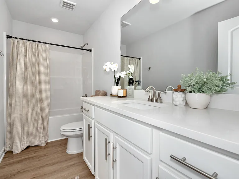17387 Chelsea St — Photo 20
