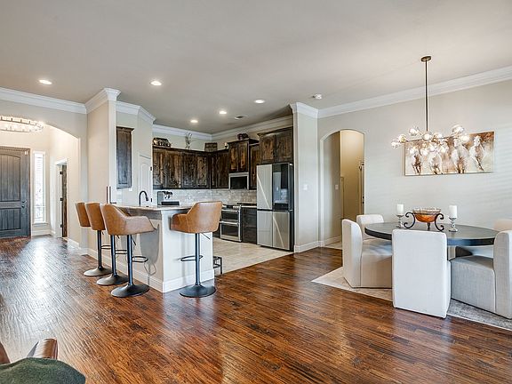 4th image of 7320 Spring Ranch Ct