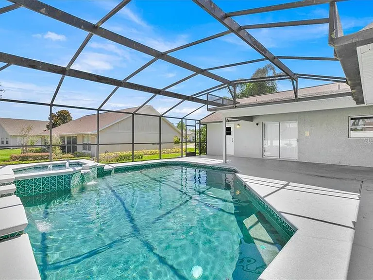 112 Azalea Dr — Photo 20