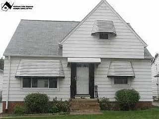 12809 Reindeer Ave photo 1