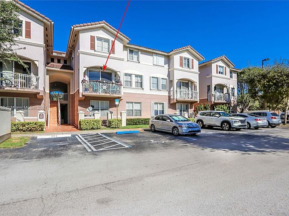 2nd image of 8956 W Flagler St APT 203