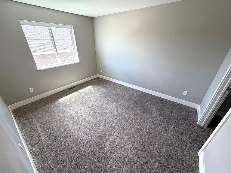 646 Ptarmigan Ln — Photo 9