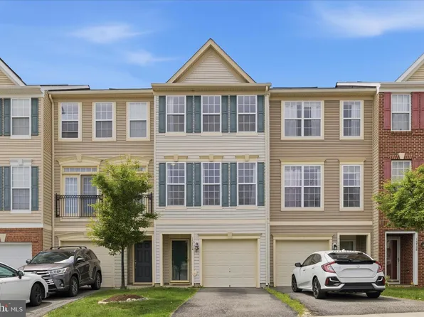 15704 John Diskin Cir, Woodbridge, VA 22191