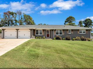 104 Mary Lee Dr, Florence, AL 35634