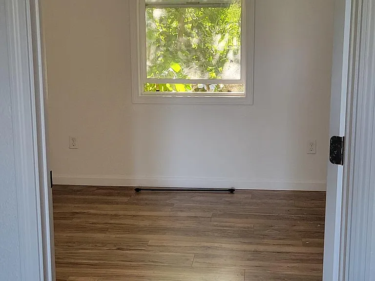 10605 Fair Oaks Blvd — Photo 8