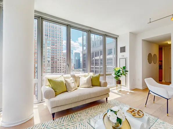 310 West 52nd Street 17A image 2 of 34