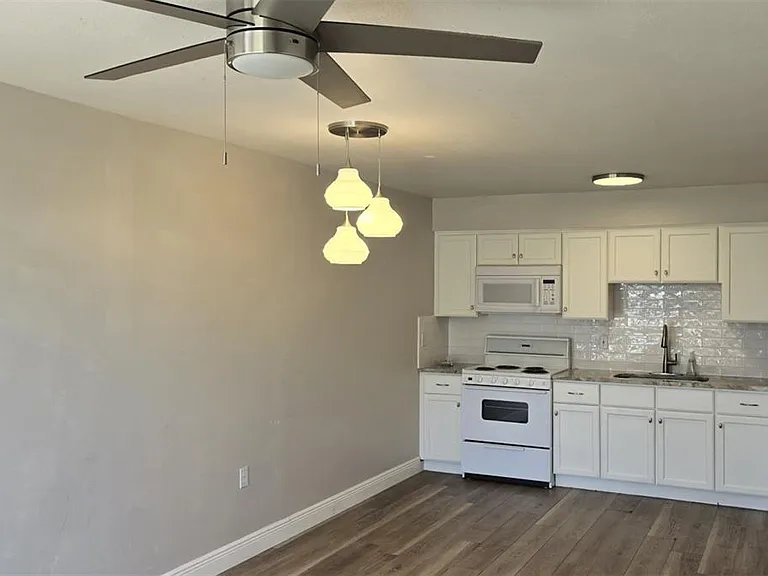 4356 Tahitian Gardens Cir #C — Photo 10