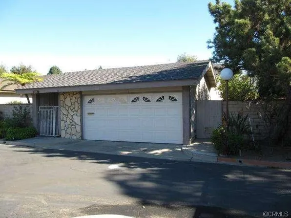 2118 E Wellington Ave, Santa Ana, CA 92701