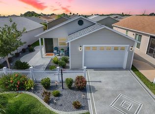 1964 Cromer Pl, The Villages, FL 32163