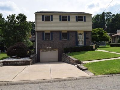 1214 Michael Dr, Pittsburgh, PA, 15227