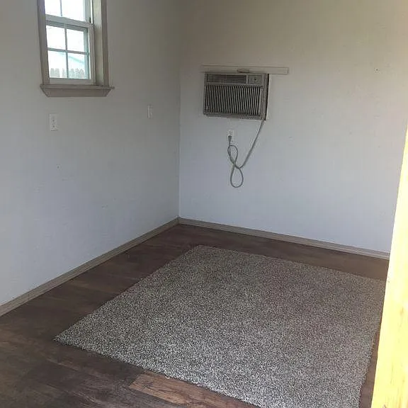 4411 Kemper St #1 — Photo 17