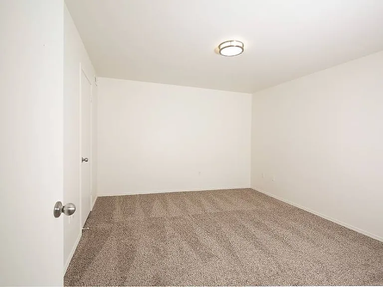 Creekside Village — Photo 22