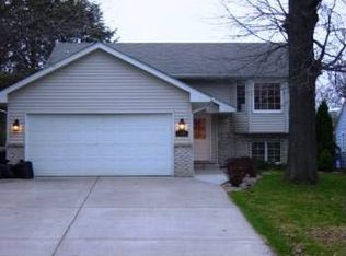 1043 2nd St SE, Forest Lake, MN 55025