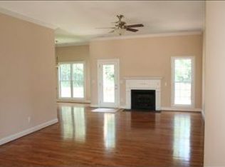 1 Belle Terre Ct, Greenville, SC 29609