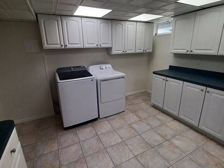 199 Victoria Ct — Photo 15