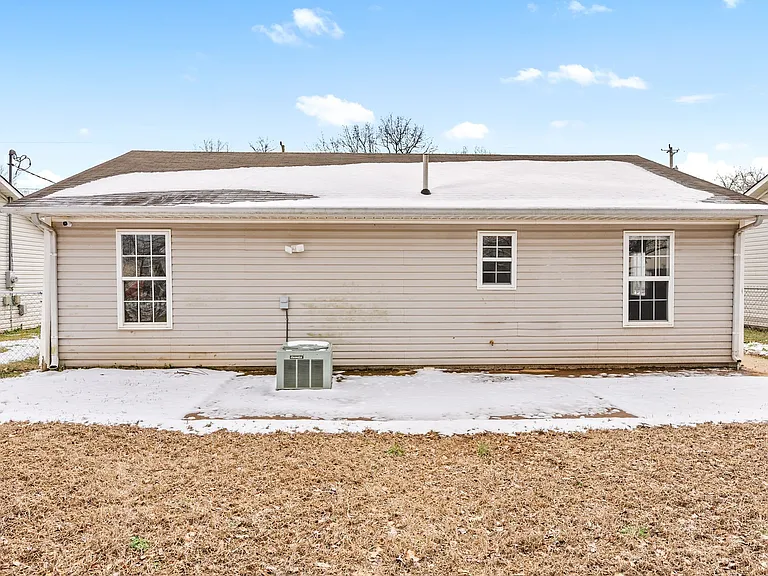1042 Shadow Ridge Ave — Photo 29
