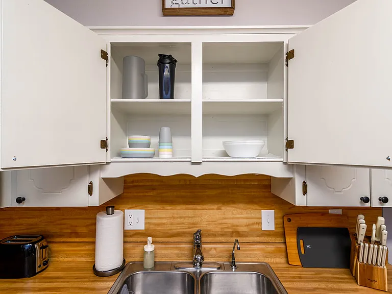 312 Warren St — Photo 12
