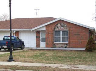 341 Lutz Dr APT B, Englewood, OH