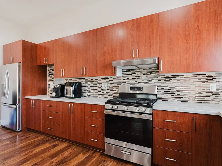 833 E Verdugo Ave — Photo 16